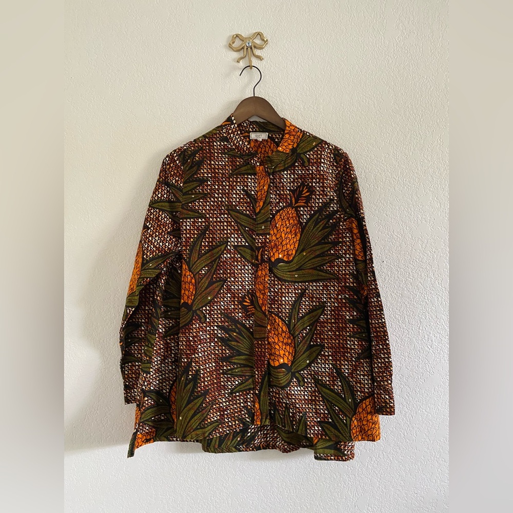 ZURI KENYA Tunic Shirt Size Large 100% Cotton Long Sleeve Pineapple Print